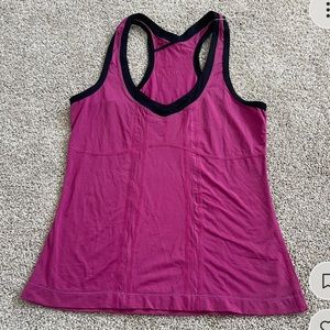 Lululemon top